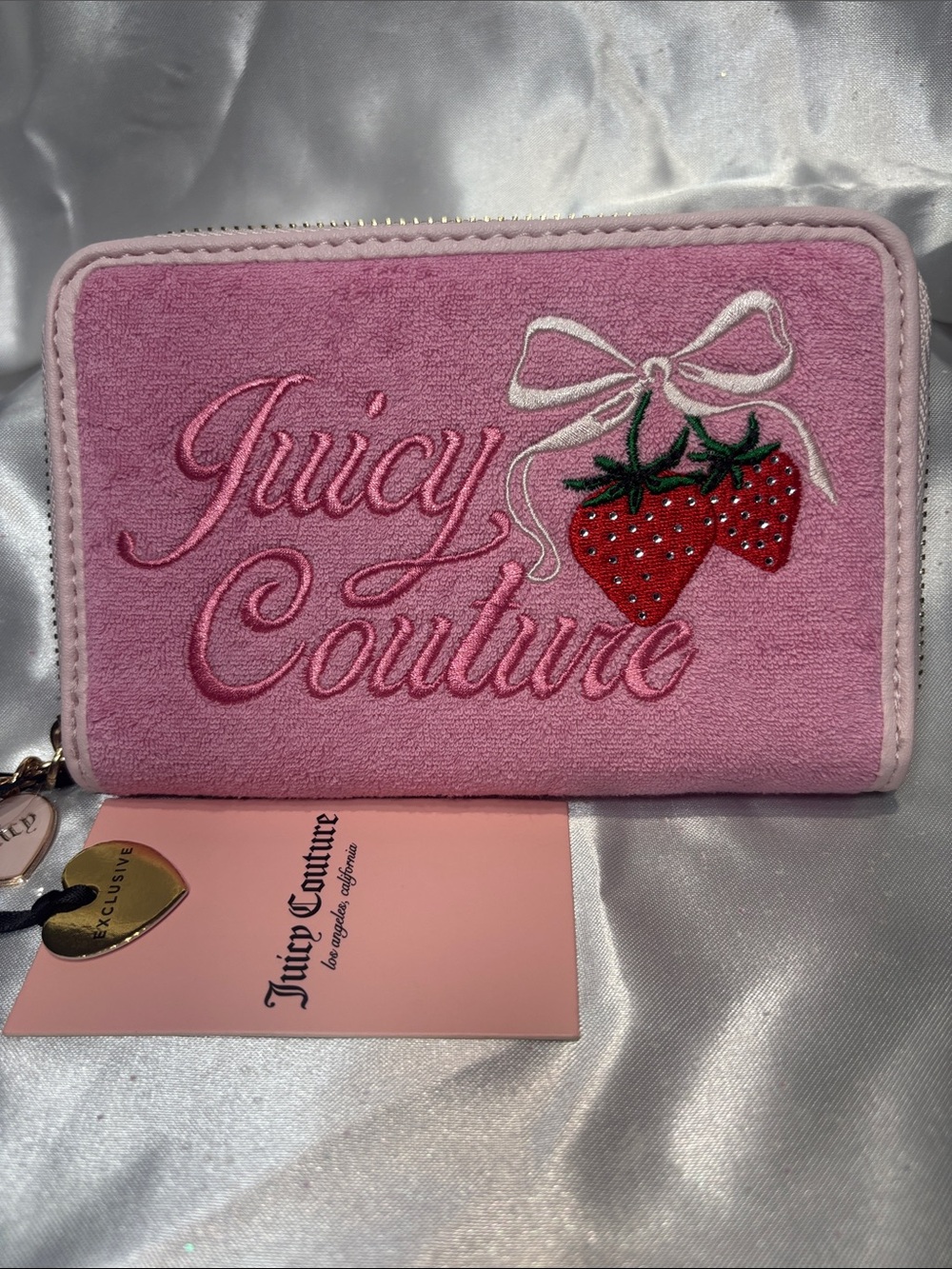 EXCLUSIVE Juicy Couture Pink Embroidered Strawberry Zip Wallet